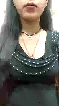 Snapshot of Sharmila-Singh chatting on March 12, 2025, 5:28 pm Sharmila-Singh online show from March 12, 2025, 5:28 pm