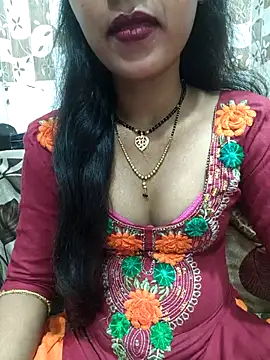 Snapshot of Sharmila-Singh chatting on September 17, 2025, 7:04 pm Sharmila-Singh online show from September 17, 2025, 7:04 pm