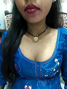 Snapshot of Sharmila-Singh chatting on October 7, 2025, 8:44 am Sharmila-Singh online show from October 7, 2025, 8:44 am