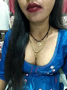 Snapshot of Sharmila-Singh chatting on November 4, 2025, 5:45 pm Sharmila-Singh online show from November 4, 2025, 5:45 pm