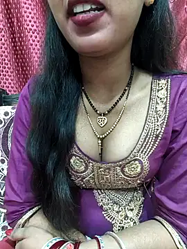 Snapshot of Sharmila-Singh chatting on November 9, 2025, 8:45 am Sharmila-Singh online show from November 9, 2025, 8:45 am