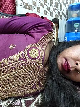 Snapshot of Sharmila-Singh chatting on November 9, 2025, 8:51 pm Sharmila-Singh online show from November 9, 2025, 8:51 pm