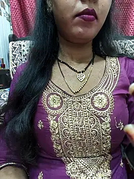 Snapshot of Sharmila-Singh chatting on November 14, 2025, 4:33 am Sharmila-Singh online show from November 14, 2025, 4:33 am