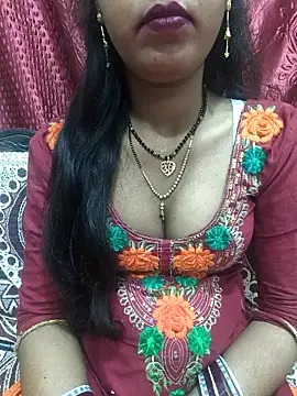 Snapshot of Sharmila-Singh chatting on November 18, 2025, 6:01 pm Sharmila-Singh online show from November 18, 2025, 6:01 pm