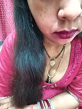 Snapshot of Sharmila-Singh chatting on November 27, 2025, 6:10 pm Sharmila-Singh online show from November 27, 2025, 6:10 pm