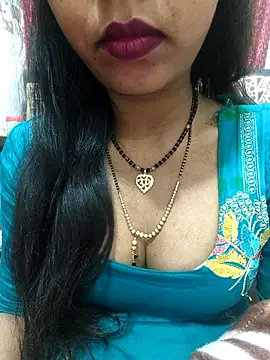 Snapshot of Sharmila-Singh chatting on November 30, 2025, 6:12 pm Sharmila-Singh online show from November 30, 2025, 6:12 pm