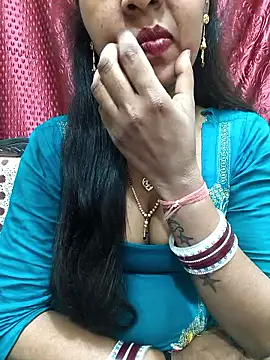 Snapshot of Sharmila-Singh chatting on December 4, 2025, 7:06 am Sharmila-Singh online show from December 4, 2025, 7:06 am