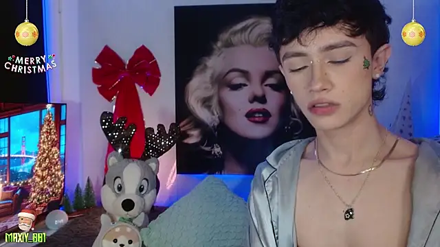 maxiy 001 online show from December 4, 2024, 7:50 am