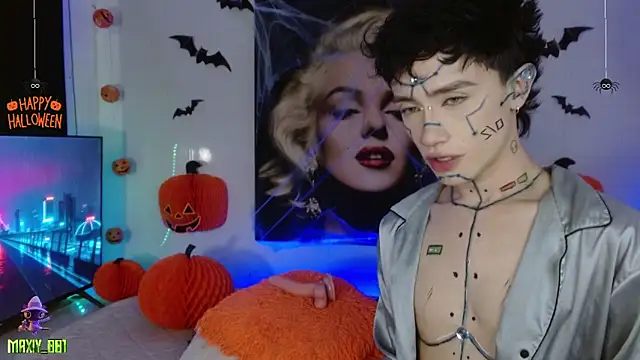 maxiy 001 online show from October 13, 2025, 1:27 am