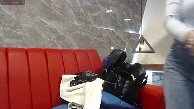  isaabellaa online show from January 17, 2025, 5:41 pm