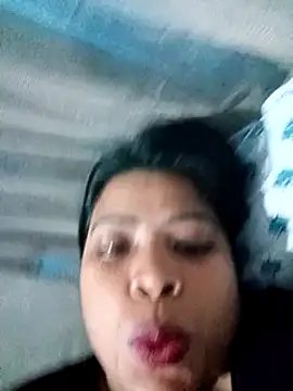 Snapshot of Queen_suman chatting on December 2, 2024, 2:41 pm Queen suman online show from December 2, 2024, 2:41 pm