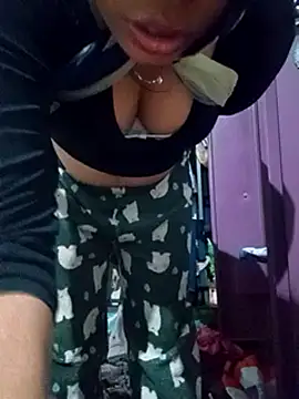 Snapshot of Queen_suman chatting on December 25, 2024, 3:40 am Queen suman online show from December 25, 2024, 3:40 am