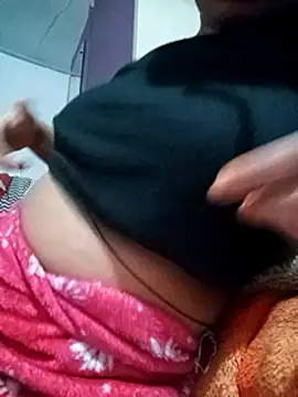 Snapshot of Queen_suman chatting on December 31, 2024, 4:38 am Queen suman online show from December 31, 2024, 4:38 am