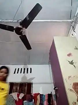 Snapshot of Queen_suman chatting on January 2, 2025, 4:52 am Queen suman online show from January 2, 2025, 4:52 am