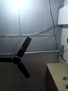 Snapshot of Queen_suman chatting on January 31, 2025, 9:05 am Queen suman online show from January 31, 2025, 9:05 am