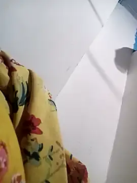 Snapshot of Queen_suman chatting on March 2, 2025, 6:27 am Queen suman online show from March 2, 2025, 6:27 am