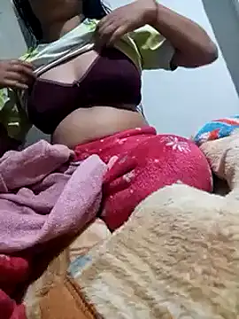 Snapshot of Queen_suman chatting on March 4, 2025, 8:24 am Queen suman online show from March 4, 2025, 8:24 am