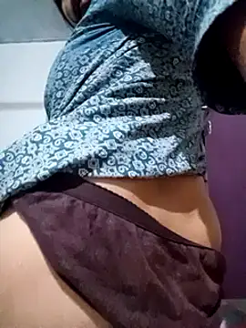 Snapshot of Queen_suman chatting on March 7, 2025, 5:29 am Queen suman online show from March 7, 2025, 5:29 am