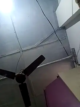 Snapshot of Queen_suman chatting on March 15, 2025, 4:46 am Queen suman online show from March 15, 2025, 4:46 am