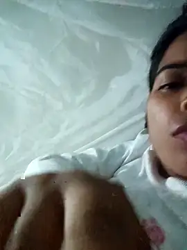 Snapshot of Queen_suman chatting on November 12, 2025, 3:34 pm Queen suman online show from November 12, 2025, 3:34 pm