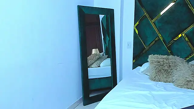 Criss Ariana online show from February 5, 2025, 3:20 pm