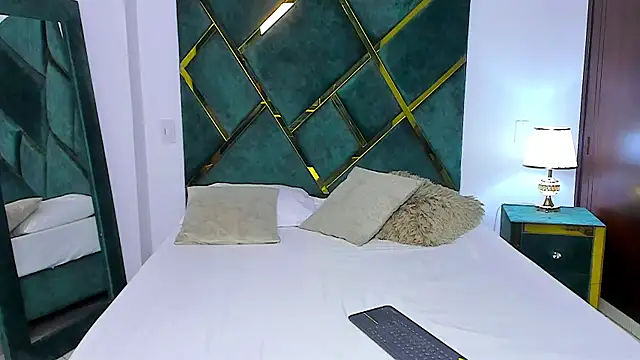 Criss Ariana online show from February 24, 2025, 11:54 am