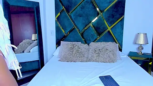 Criss Ariana online show from March 4, 2025, 11:51 am