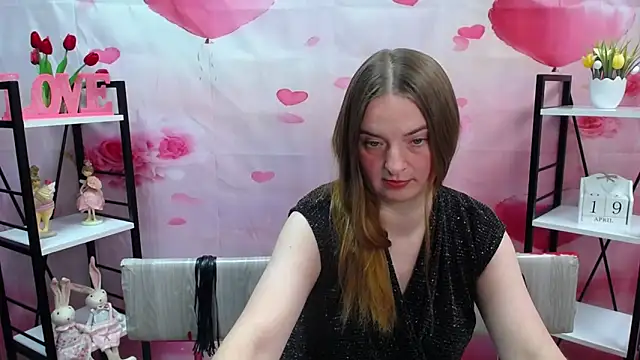 FreyaDak online show from April 19, 2026, 6:10 pm