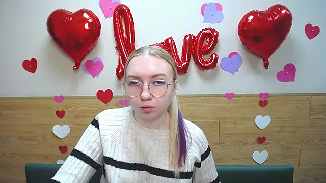 BeatriceFly online show from January 26, 2025, 1:25 pm