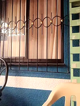 skayhot  online show from December 17, 2024, 4:11 pm