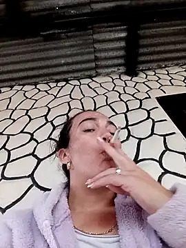 skayhot  online show from March 16, 2025, 11:16 am