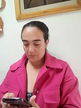 skayhot  online show from November 28, 2025, 2:09 pm