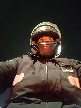 Edged Hot69 online show from March 7, 2025, 10:24 am