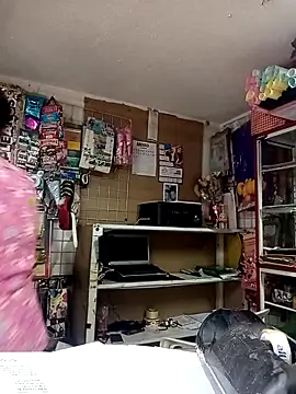 Edged Hot69 online show from March 9, 2026, 4:11 pm