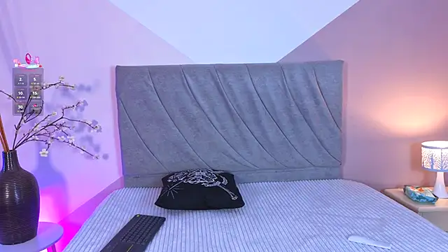 Snapshot of miaablack chatting on November 9, 2025, 8:40 pm miaablack online show from November 9, 2025, 8:40 pm