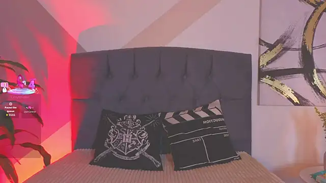 Snapshot of miaablack chatting on November 29, 2025, 7:39 pm miaablack online show from November 29, 2025, 7:39 pm