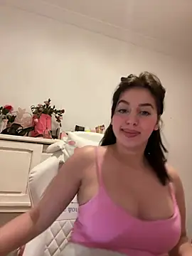 Hot malak online show from March 12, 2025, 10:39 pm