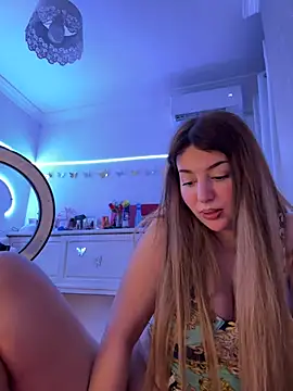 Hot malak online show from March 20, 2026, 8:14 pm