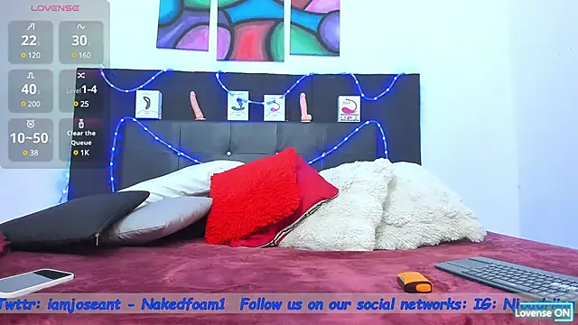 Snapshot of toyboys1 chatting on January 9, 2025, 1:50 am toyboys1 online show from January 9, 2025, 1:50 am