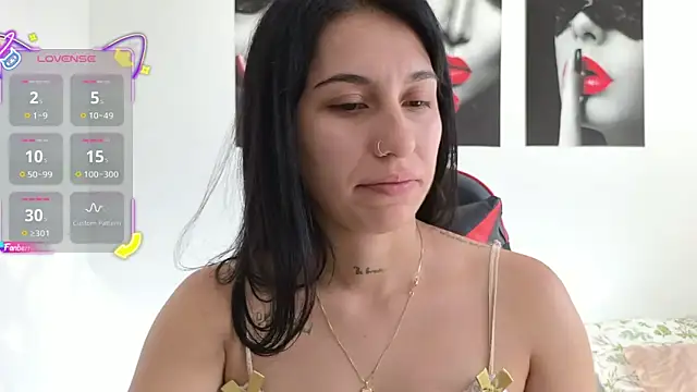 tammyandrade  online show from April 21, 2026, 1:50 pm