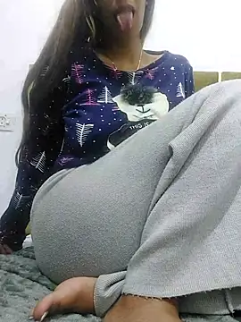 7alawa-44 online show from February 22, 2025, 7:47 pm