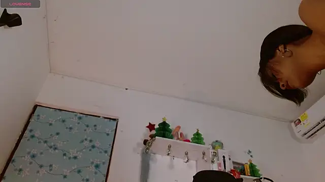 miss valery2 online show from March 2, 2025, 2:19 am