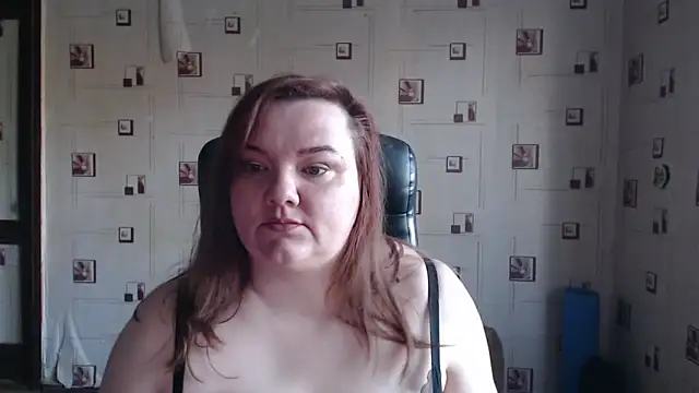 TasyaBigTTs online show from April 5, 2026, 3:31 pm