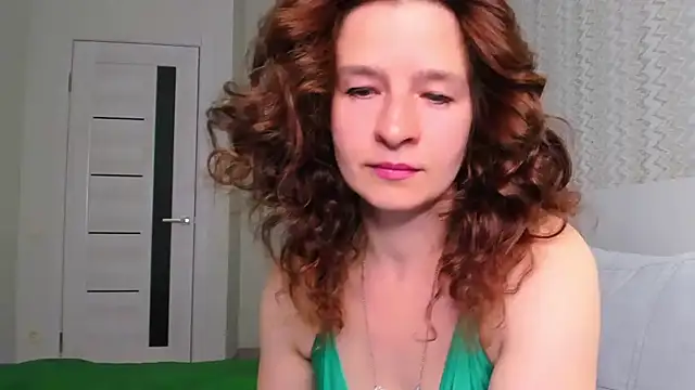 Clear Angel online show from September 26, 2025, 3:32 am