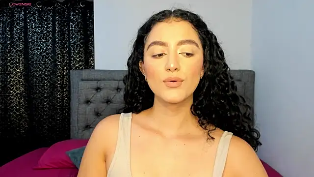 Snapshot of Adhara-zanne chatting on April 28, 2026, 9:58 am Adhara-zanne online show from April 28, 2026, 9:58 am