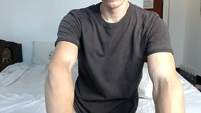 Snapshot of heilgarbest chatting on July 19, 2026, 11:03 am heilgarbest online show from July 19, 2026, 11:03 am