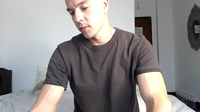 Snapshot of heilgarbest chatting on July 20, 2026, 11:12 am heilgarbest online show from July 20, 2026, 11:12 am