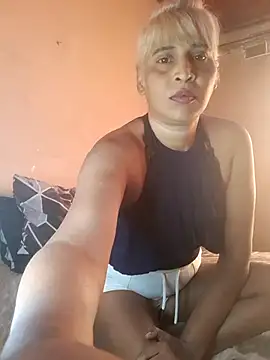 Goodgirlsue 77 online show from October 25, 2025, 5:26 am