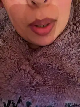 Snapshot of Samarr_9and chatting on January 7, 2025, 3:33 pm Samarr 9and online show from January 7, 2025, 3:33 pm