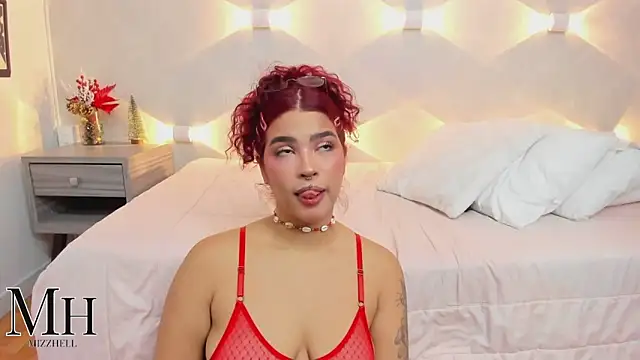 MizzHell online show from December 18, 2025, 3:56 am